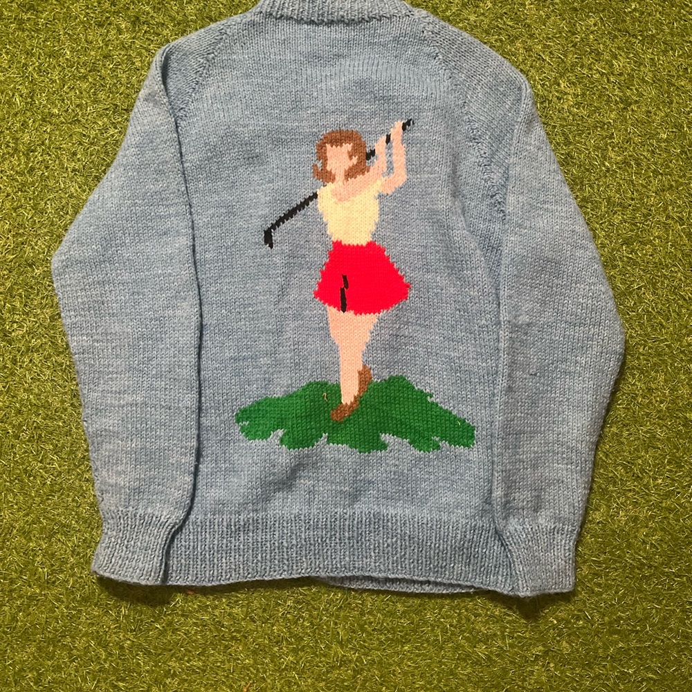 Vintage 1960s Women's Blue Graphic Sweater